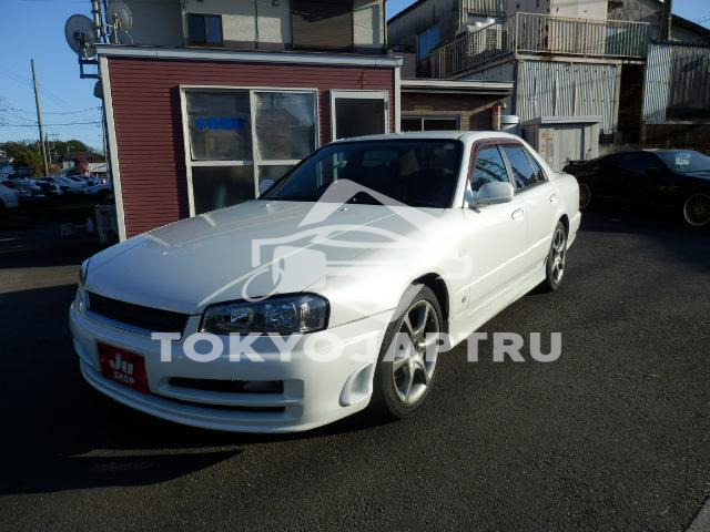 NISSAN SKYLINE
