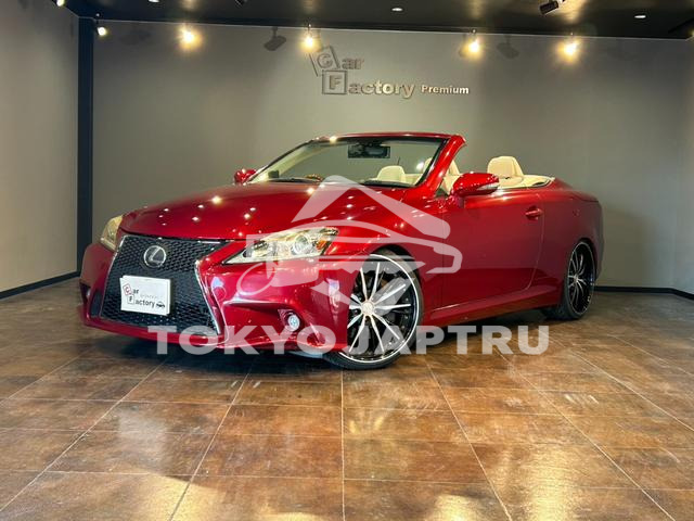 LEXUS IS
