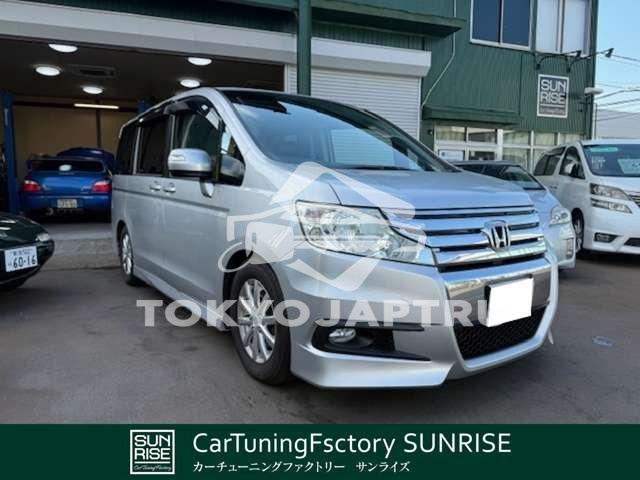 HONDA STEPWAGON SPADA