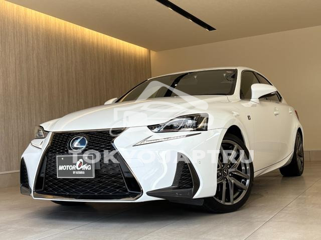 LEXUS IS