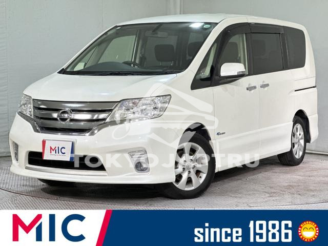 NISSAN SERENA