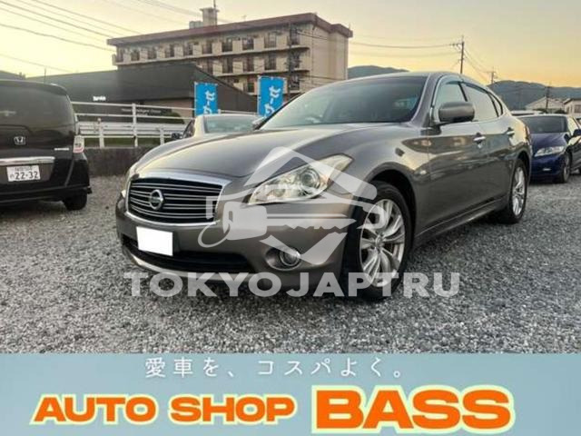 NISSAN FUGA